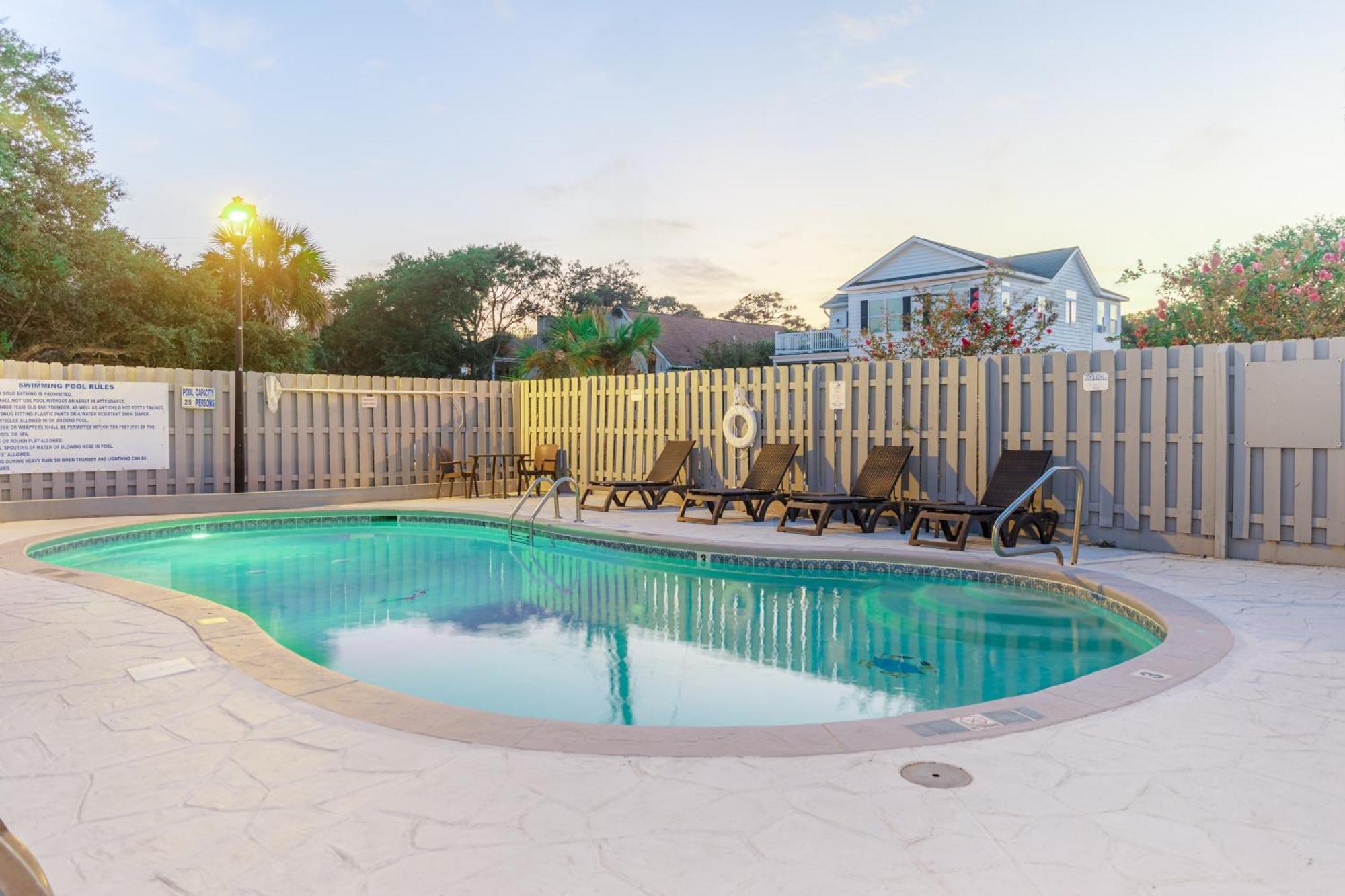 Admiral'S Inn On Tybee Island Bagian luar foto